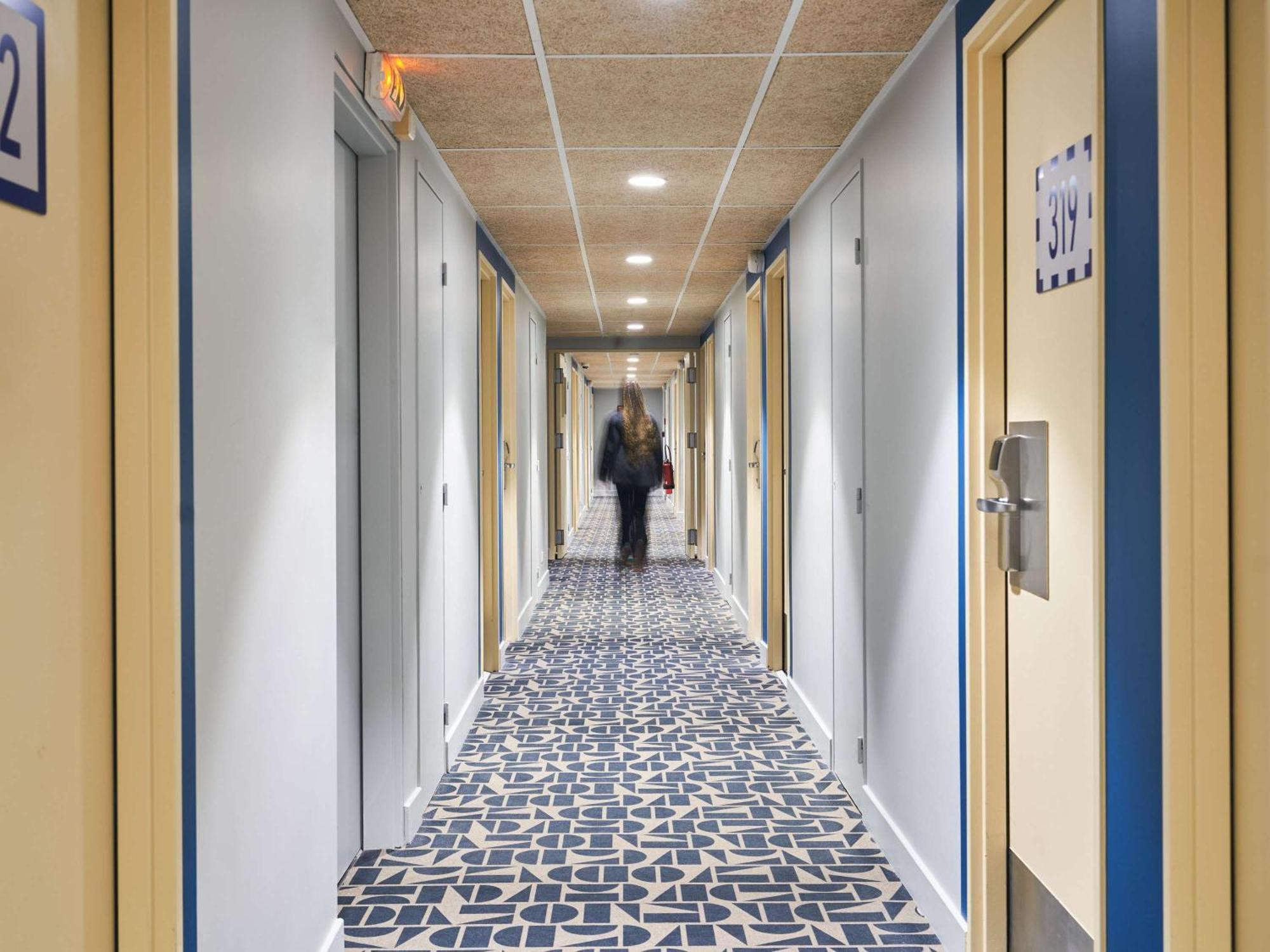 ibis budget Saint-Maurice Buitenkant foto