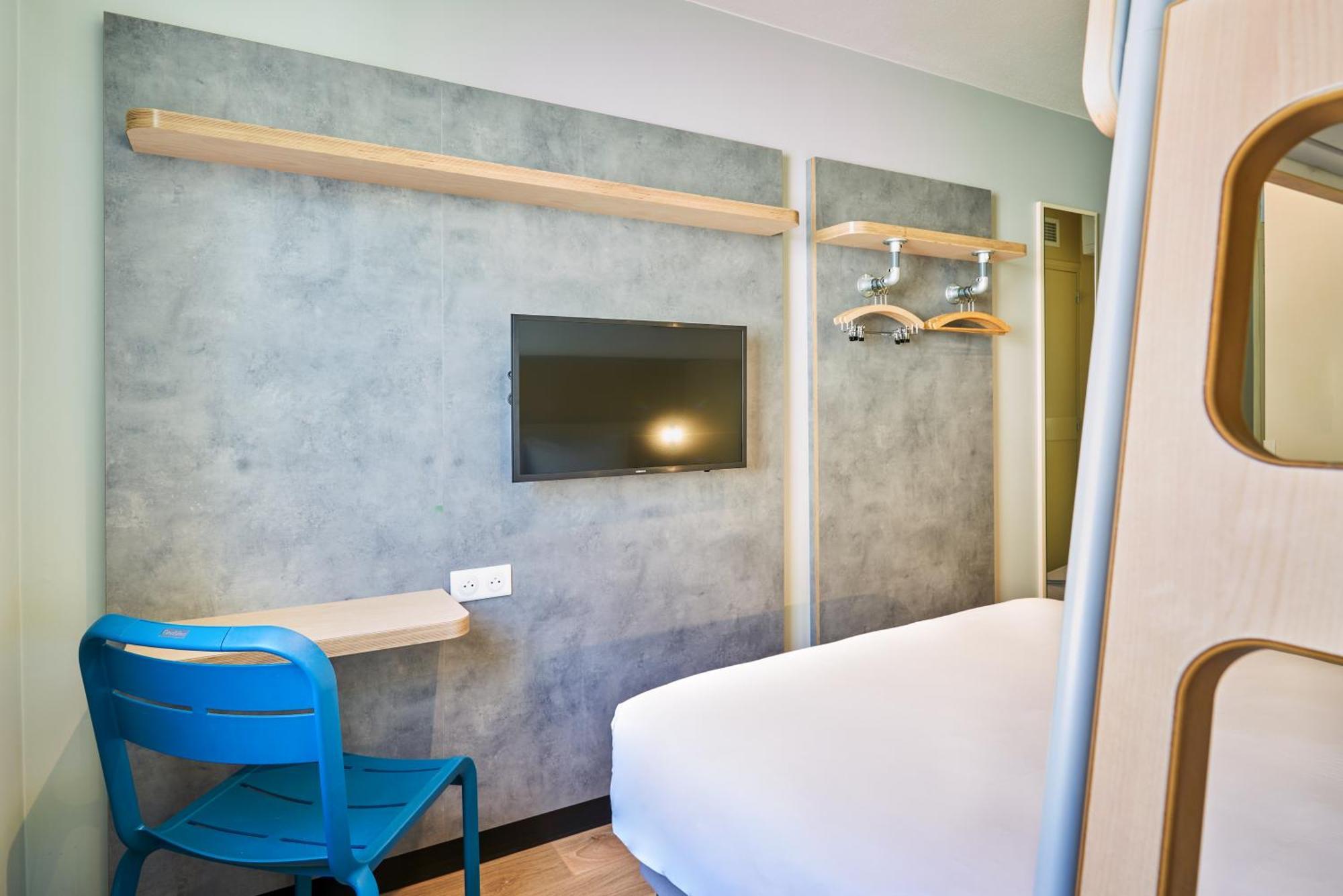 ibis budget Saint-Maurice Buitenkant foto