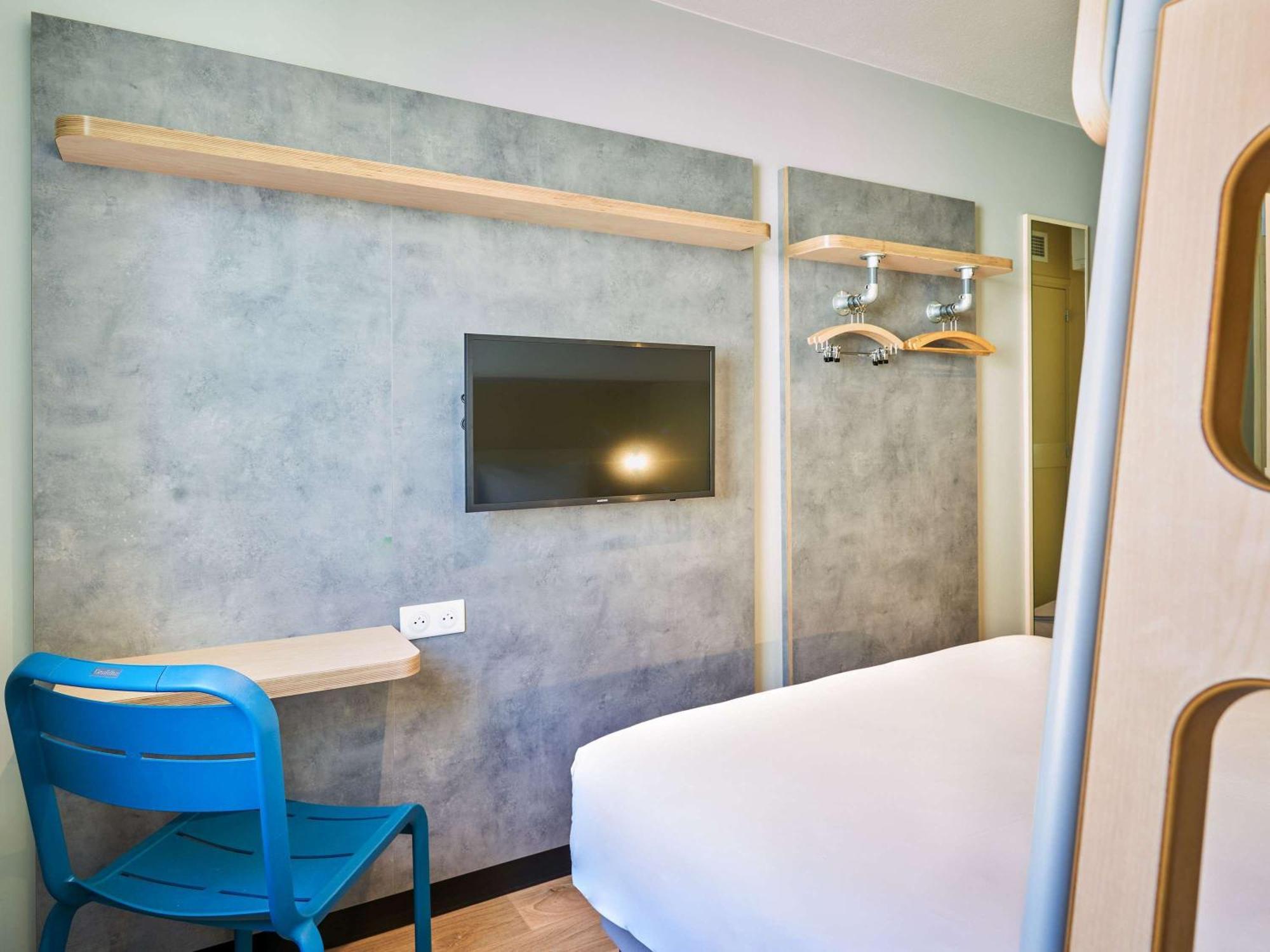 ibis budget Saint-Maurice Buitenkant foto
